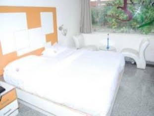 Fabhotel Comfort 35 3*